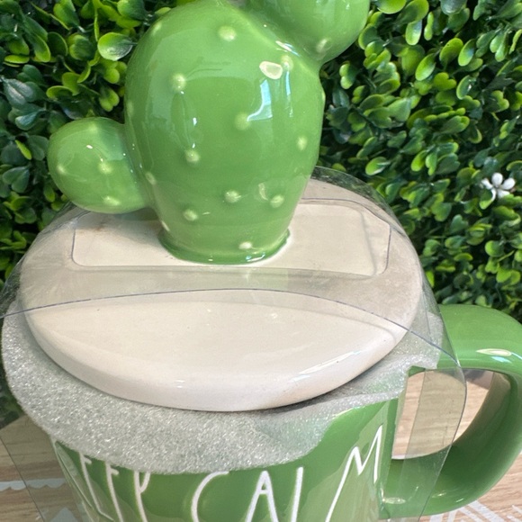 Rae Dunn KEEP CALM AND PLANT ON Coffee Mug With Cactus Theme Lid New - Picture 3 of 4